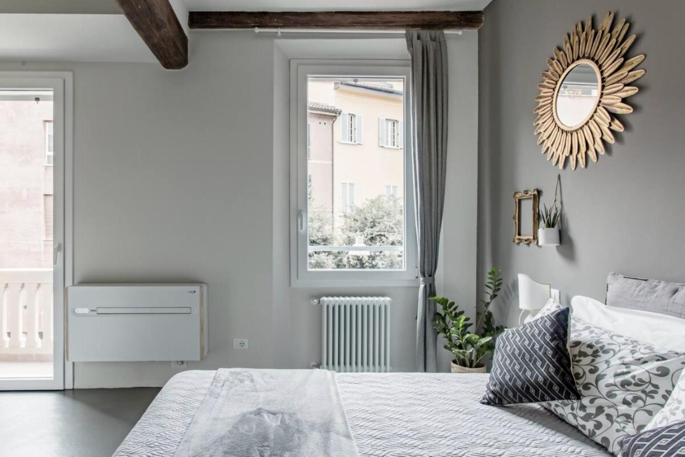 Charming Flat Righi Bologna Apartment ภายนอก รูปภาพ